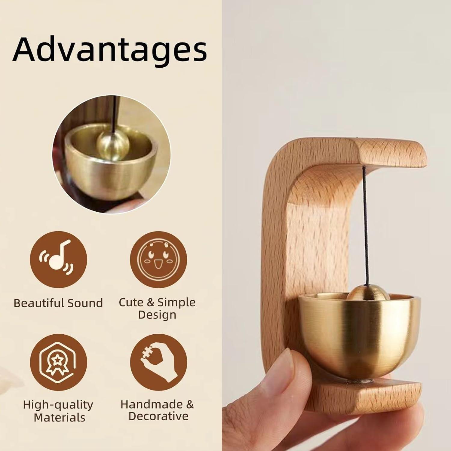 This magnetic wooden wind chime features a suction cup and double-sided adhesive pad, making it suitable for home, porch, garden, and dining room decoration. Its compact and practical design makes it ideal for these spaces.