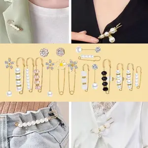 17 Pcs Elegant Pearl Brooch Set with Storage Box, Faux Pearl & Rhinestone Sweater Clips for Women's Dresses, Shawls and Clothing Decorations