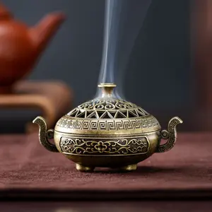 1pcs Mini Auspicious Wealth Incense Burner - Alloy Feng Shui Decorative Item, Suitable for Meditation, Yoga, Home Decor, New Year Gifts, And Desktop Ornaments