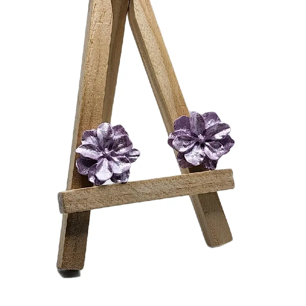 Women's Plastic Colorful Flower Stud Earrings - Feminine Elegant Costume Jewelry Accessory, Easy to Wear, Comfortable for Extended Wear, Subtle Yet Eye-Catching Design for Anytime Use