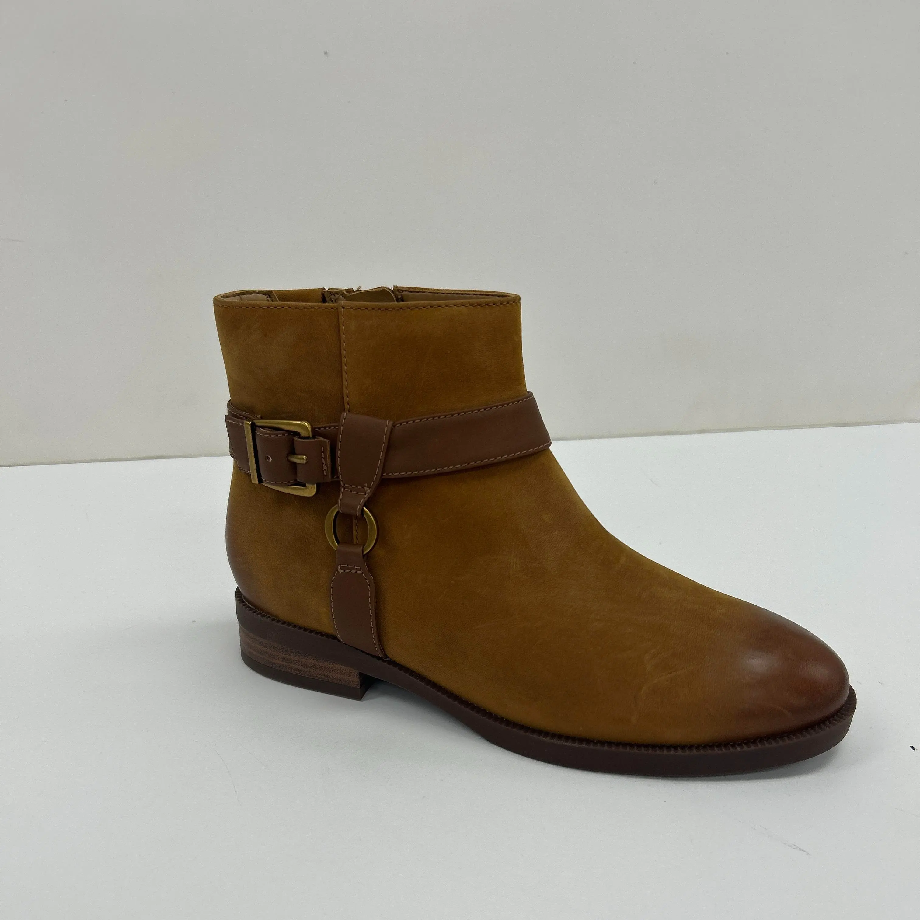 Women's Vionic Rhiannon Oiled Nubuck Ankle Boot