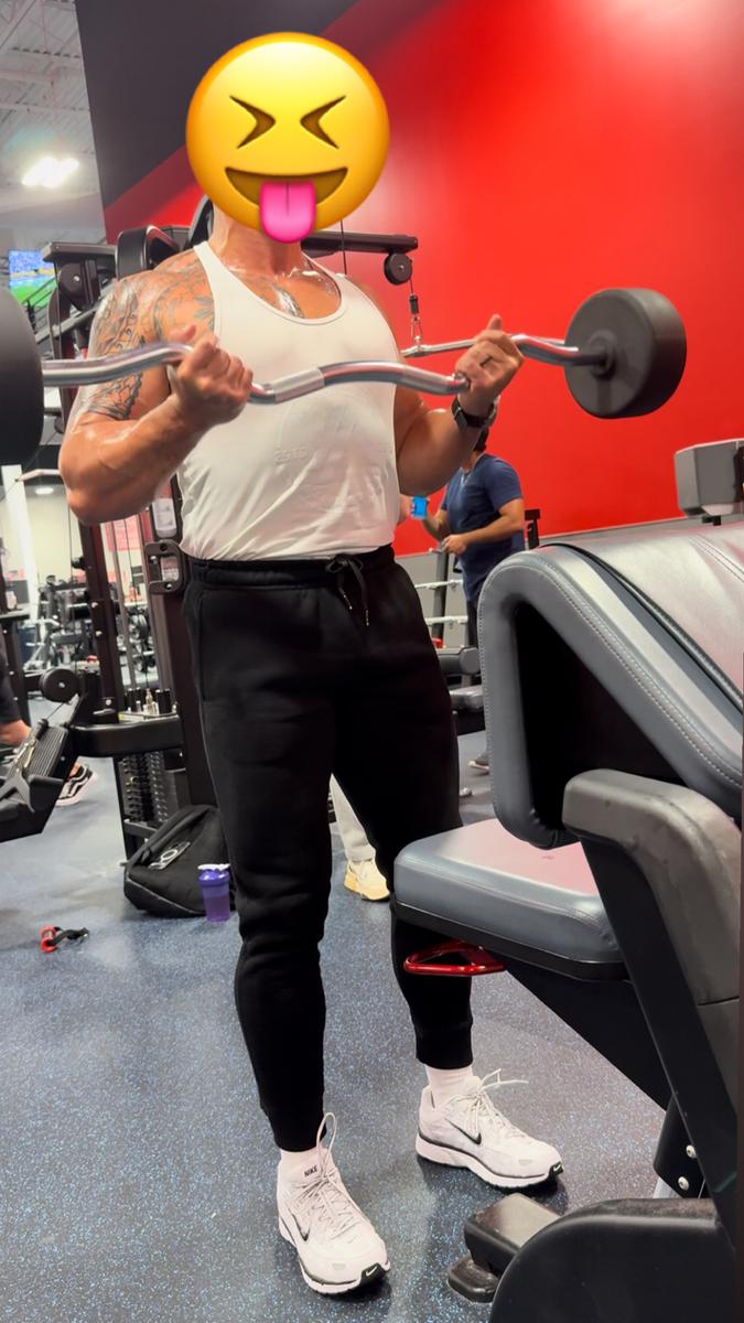 Item: US M 10, White/Metallic Silver/Black/Black