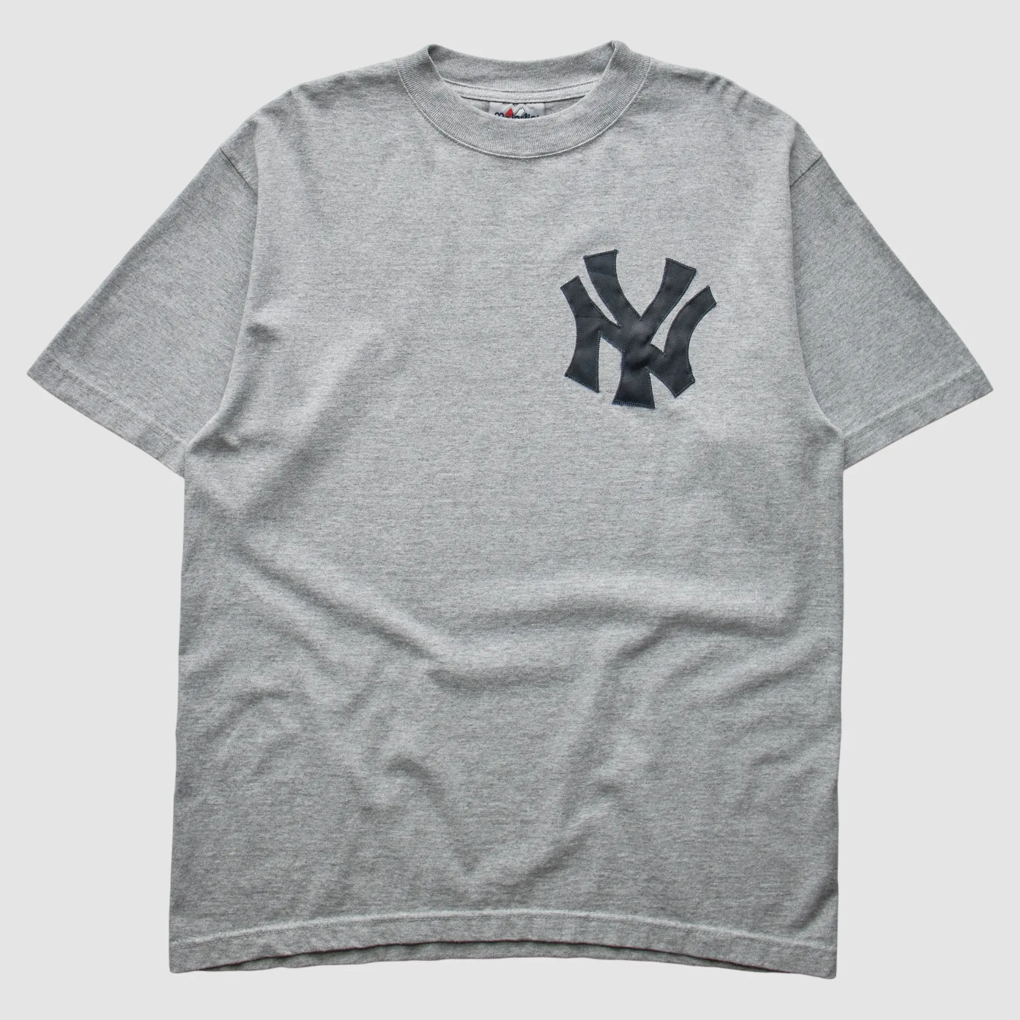 New York Yankees Majestic 2000s T-Shirt - Gray - M