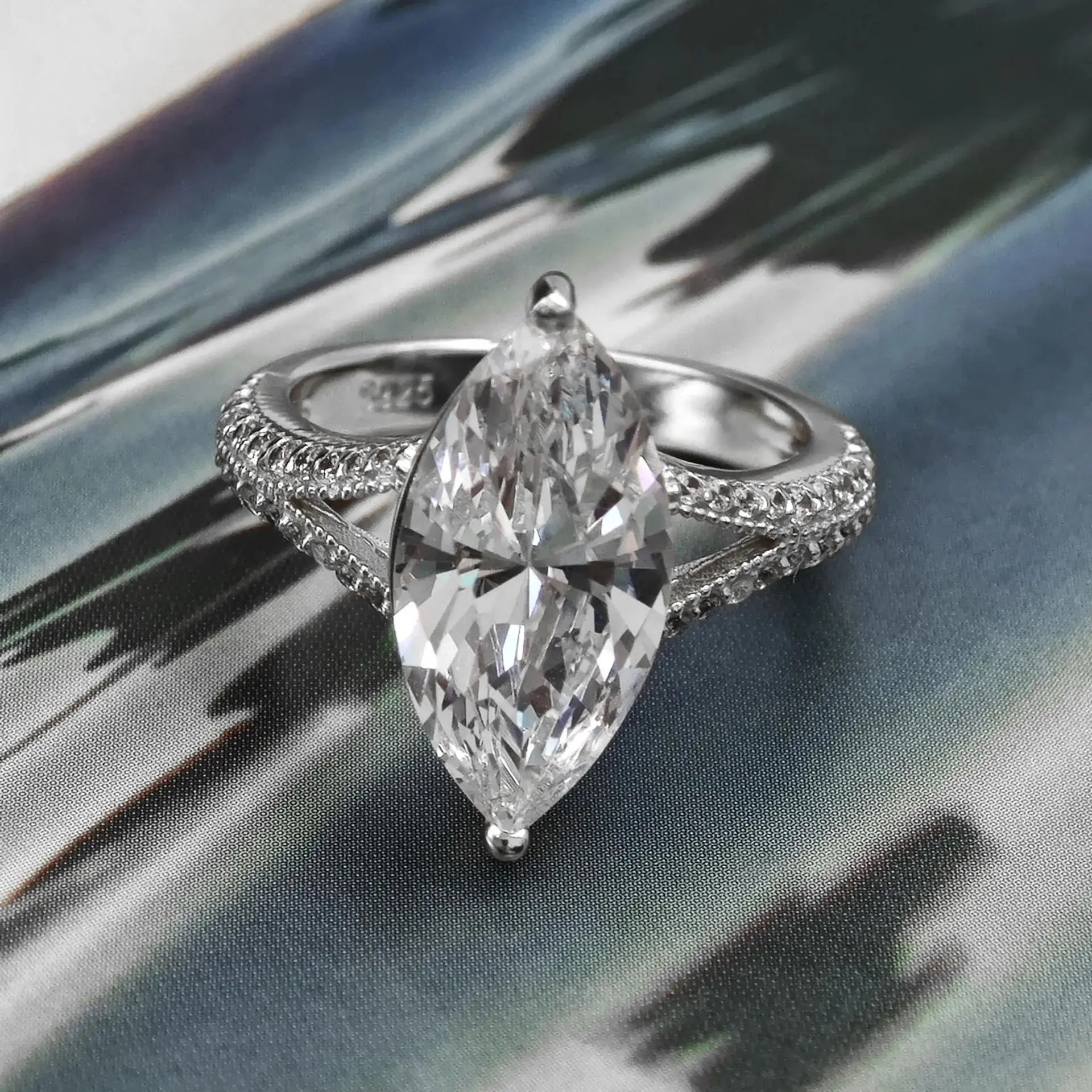 White gold [US size]