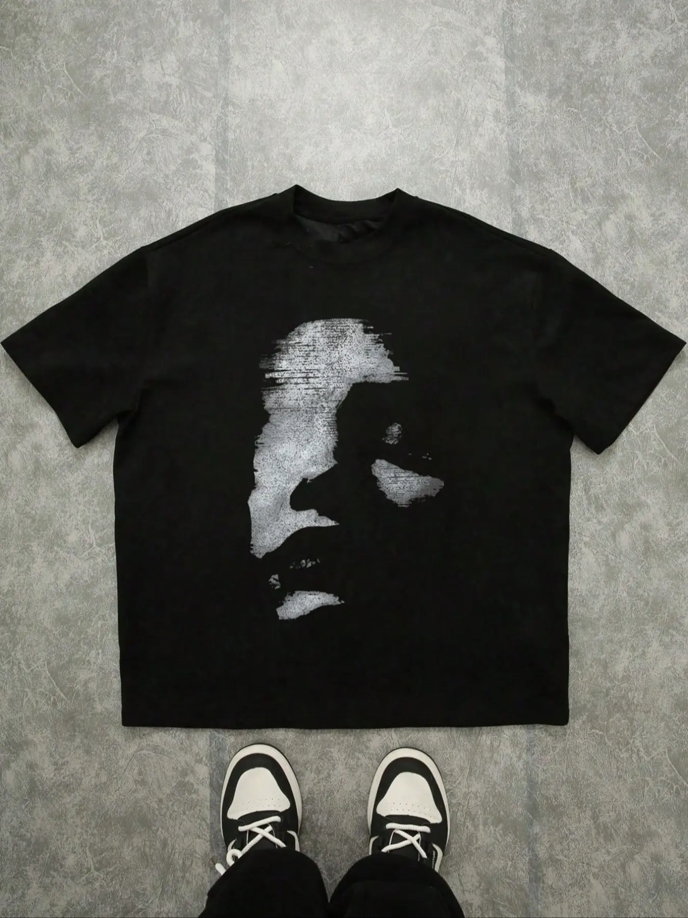 Unisex Street Style Graphic Tee, Casual Fashion Vintage Silhouette Short Sleeve T-Shirt, Summer Wear, Couple