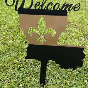 20” Louisiana Welcome yard sign painted Gold and Black