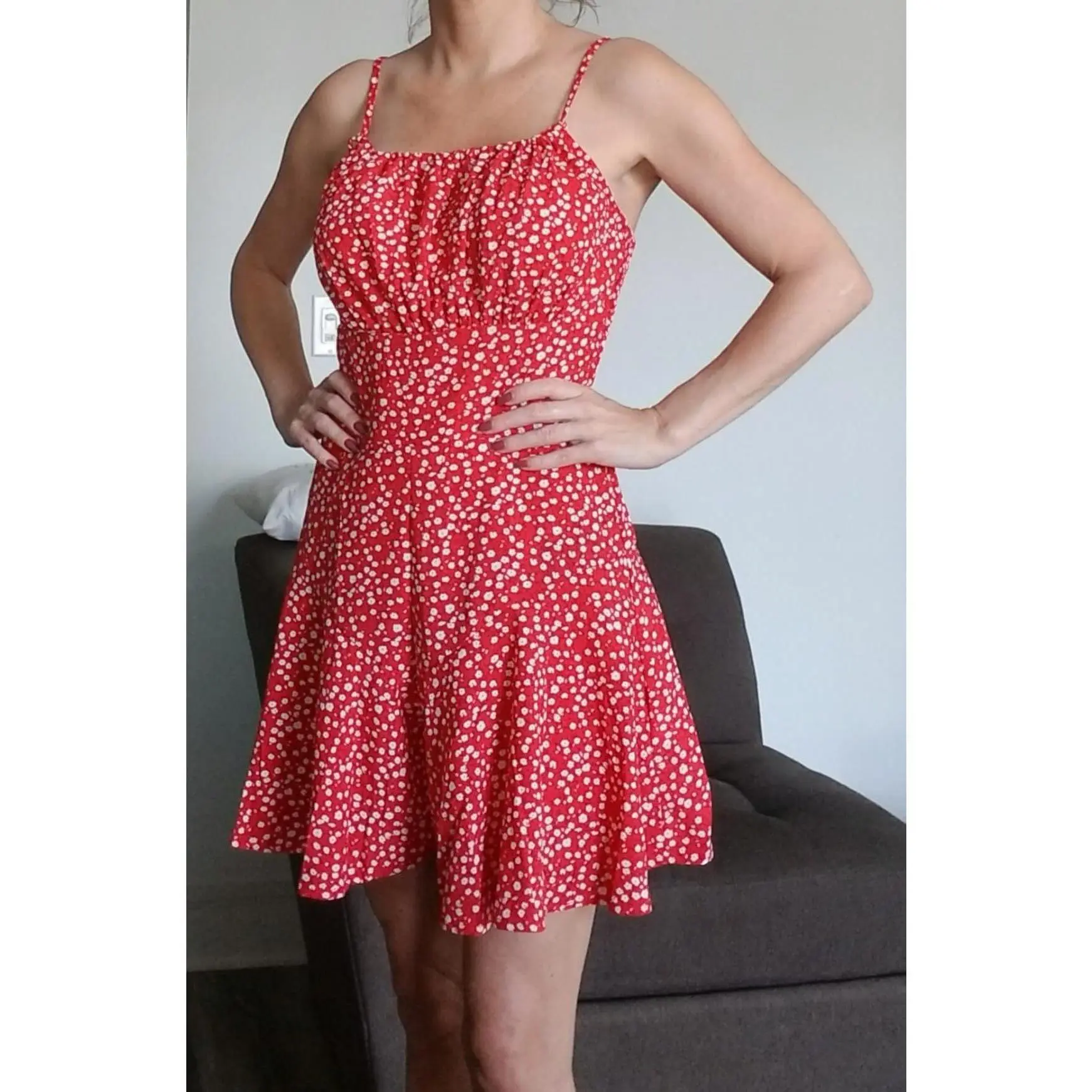 IMEKIS Dames Off Shoulder romper jurk vrouwen boho bloemenprint korte jumpsuit chiffon ruches mini-jurk elegante overall shorts casual zomerjurk playsuit, wit, L IMEKIS Dames Off Shoulder romper jurk vrouwen boho bloemenprint korte jumpsuit chiffon ruches mini-jurk elegante overall shorts casual zomerjurk playsuit, wit, L