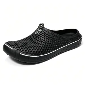 Couple - style breathable toe - covered clogs for both men and women. These are summer casual shoes, quick - drying slippers for women, quick - drying and waterproof sandals. They are non - slip EVA slip - on shoes for summer, available in sizes 36 - 45.