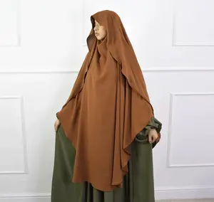Sumaya khimar