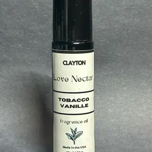 Love Nectar   -   Tob. Vanille essential oil roll on.