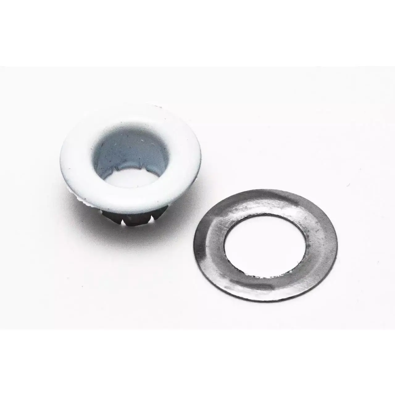 Two Piece Grommets With Washers