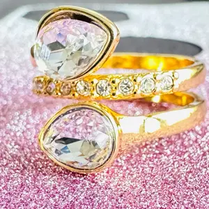 Gold-plated Spiral Ring with Crystal-tone Stones /9 - Sparkling Design Featuring Elegant Crystal Stones