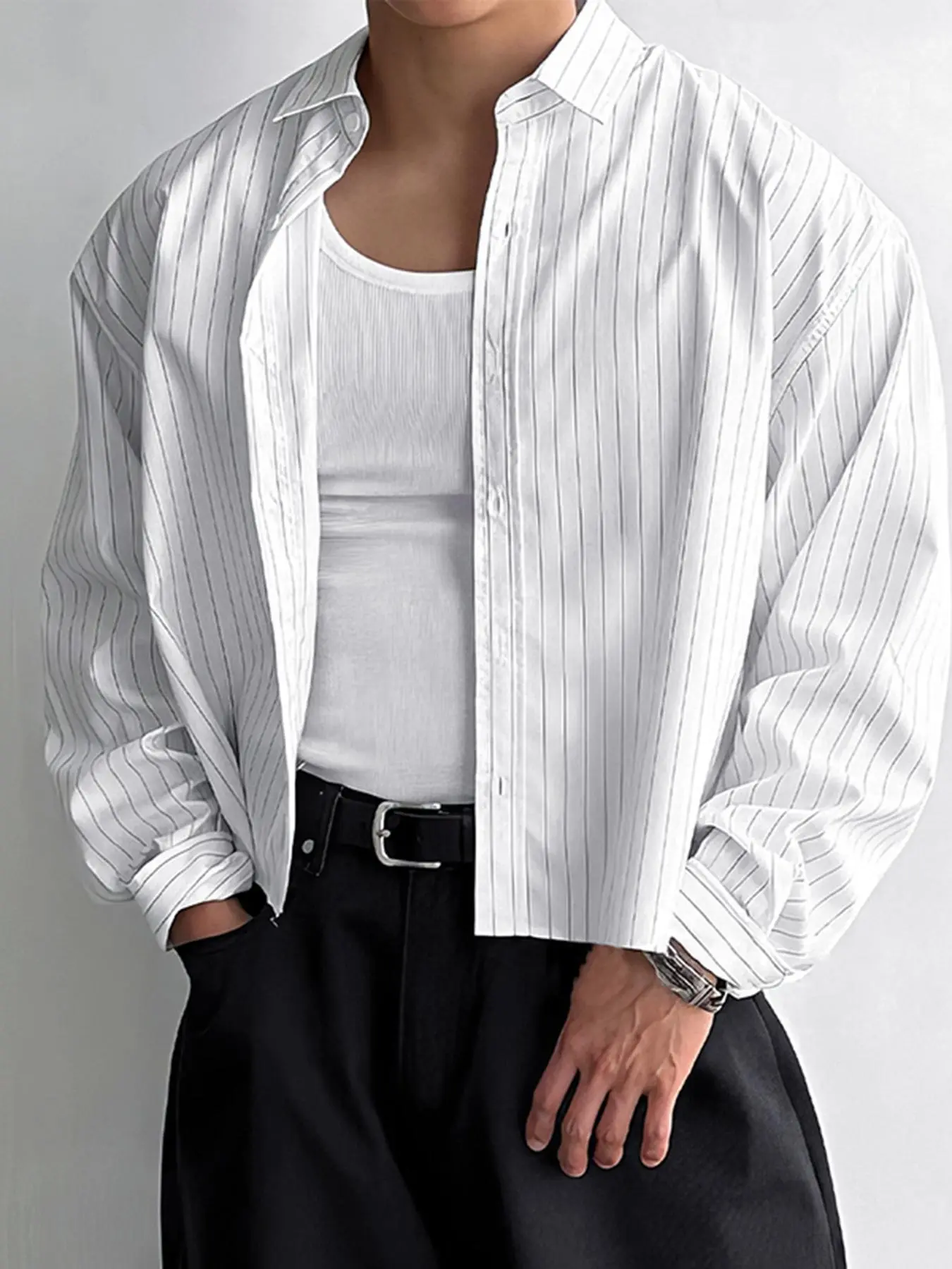 Men's Minimalist Striped Long Sleeve Button Up Shirt, Casual Lapel Button Front Cropped Top for All Season, Fashion Men's Clothes for Daily Wear
