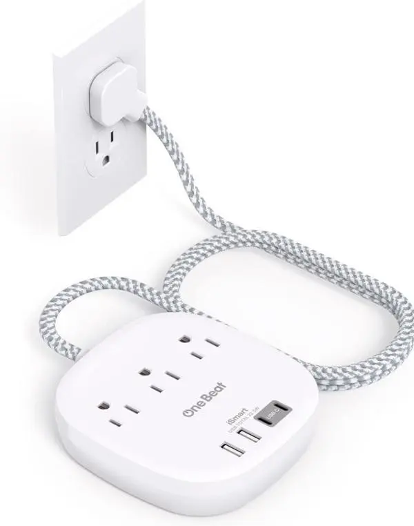 1 Beat Flat Plug Power Strip - 6ft Ultra Flat Extension Cord, 3 Outlets, 4 USB Ports (2 USB C), 22.5W/4.5A Desktop Charging Station, No Surge Protection, Dorm Room Inspo Cruise Travel Essential