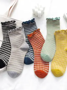 5 Pairs Vintage Plaid Mid-Calf Socks, Cute Colorful Checkered Trim Socks, Ideal for Women's Daily Wear, Sports & Casual Socks