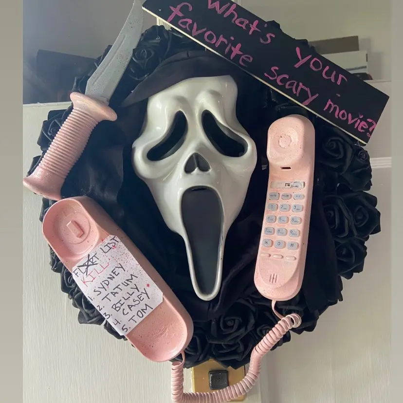 Scream wreath Scream wreath
