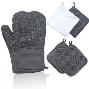 Custom Dotted Dots Silicone Oven Gloves with Ribbed Design Microwave Oven Mitts and Heat Resistant Cooking Mitts for Kitchen