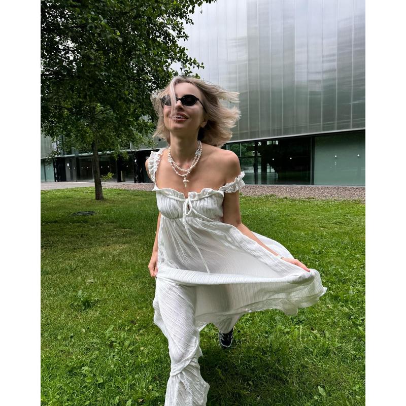 Women's Elegant White Tiered Cami Long Dress Lace Trim Ruffle Flowy Maxi Sundress Sleeveless A-Line High Waist Summer Dress