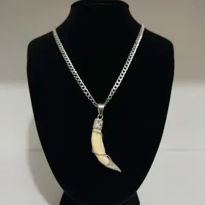Tooth pendant without image with 4.5mm Cuban chain made of 925 silver