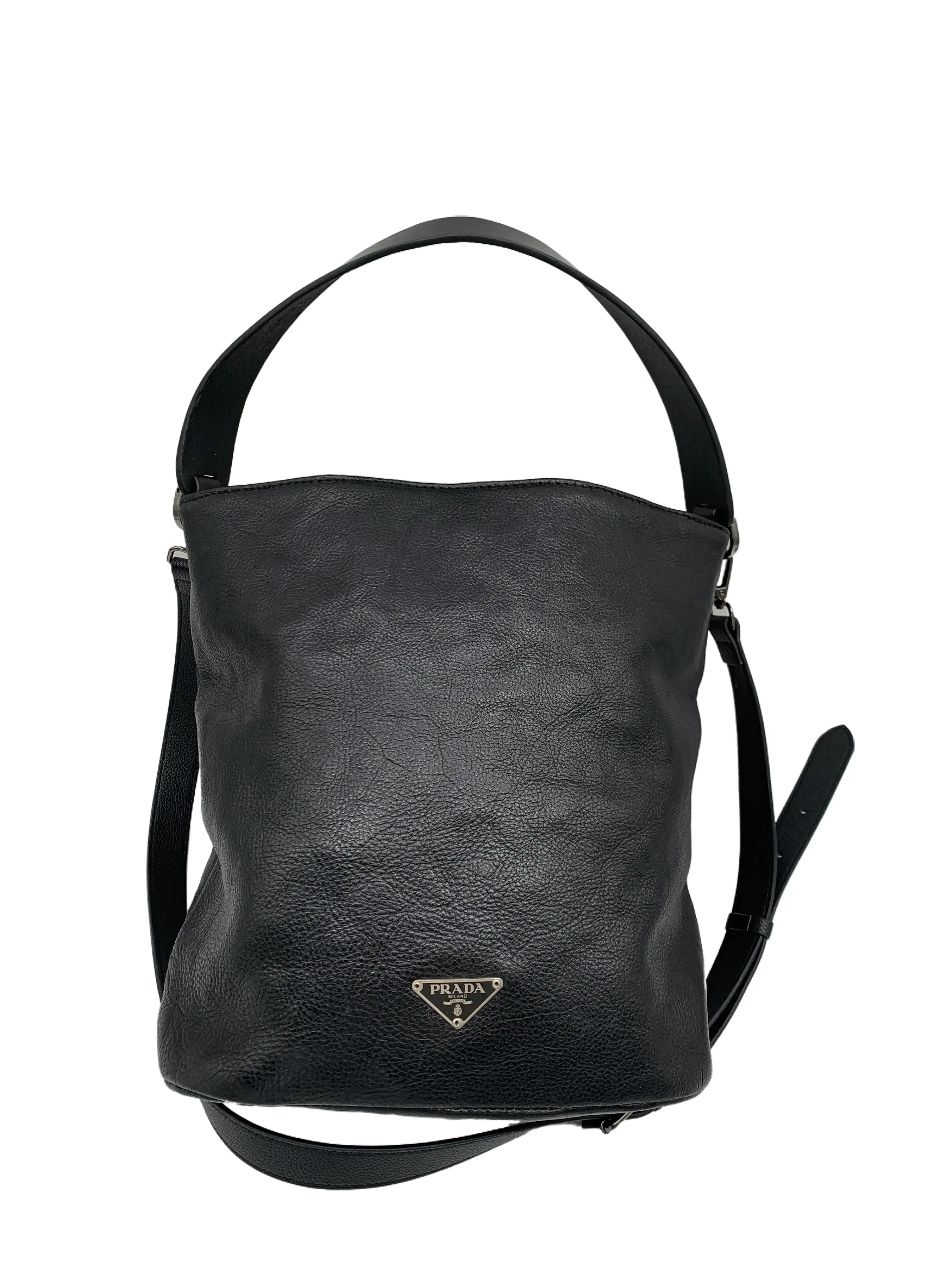 Pre-owned PRADA Black Grained Leather Triangle Logo Bucket Crossbody Bag/wj07101011/1011