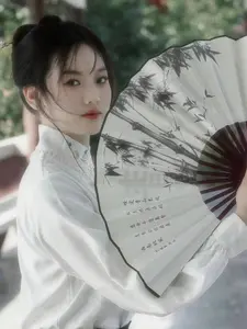 Elegant Silk Texture Folding Fan, Waterproof and Tear-Resistant, Portable Design, Perfect for Daily Use and Travel
