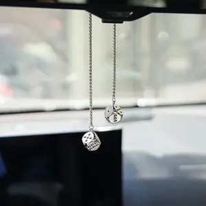 Dice Shaped Car Rearview Mirror Hanging Ornament, Car Interior Decoration Pendant, Car Rearview Mirror Pendant, Car Interior Decorative, Universal Car Interior Accessories