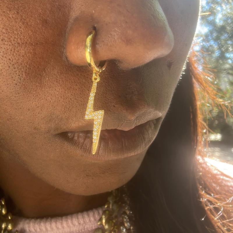 Lightning Bolt Nose Art Piercing Jewelry with Bold Statement