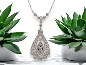 Fiora | 10k White Gold | Natural Diamond | Necklace