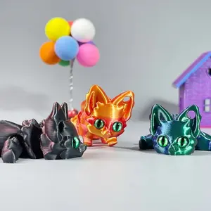 Creative 3D printed fox with movable joints, a unique gift for friends, home decoration, mini toy, fun keychain accessory