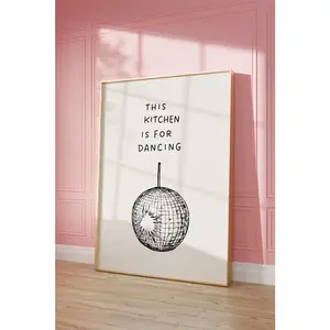 Minimalist Kitchen Decor Aesthetic Kitchen Wall Art Print Vintage Disco Ball Print Retro Dancing Poster Decoration Gift Glossy Ornaments Artistic Room