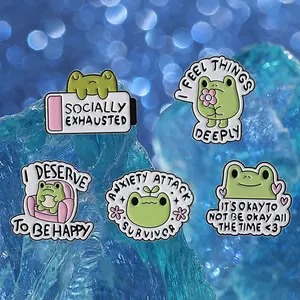 5PCS frog brooches with letters, exquisite badge pins, suitable for backpacks and clothing, perfect for gifting Blindbags Surprise Set Paper Blind Bags