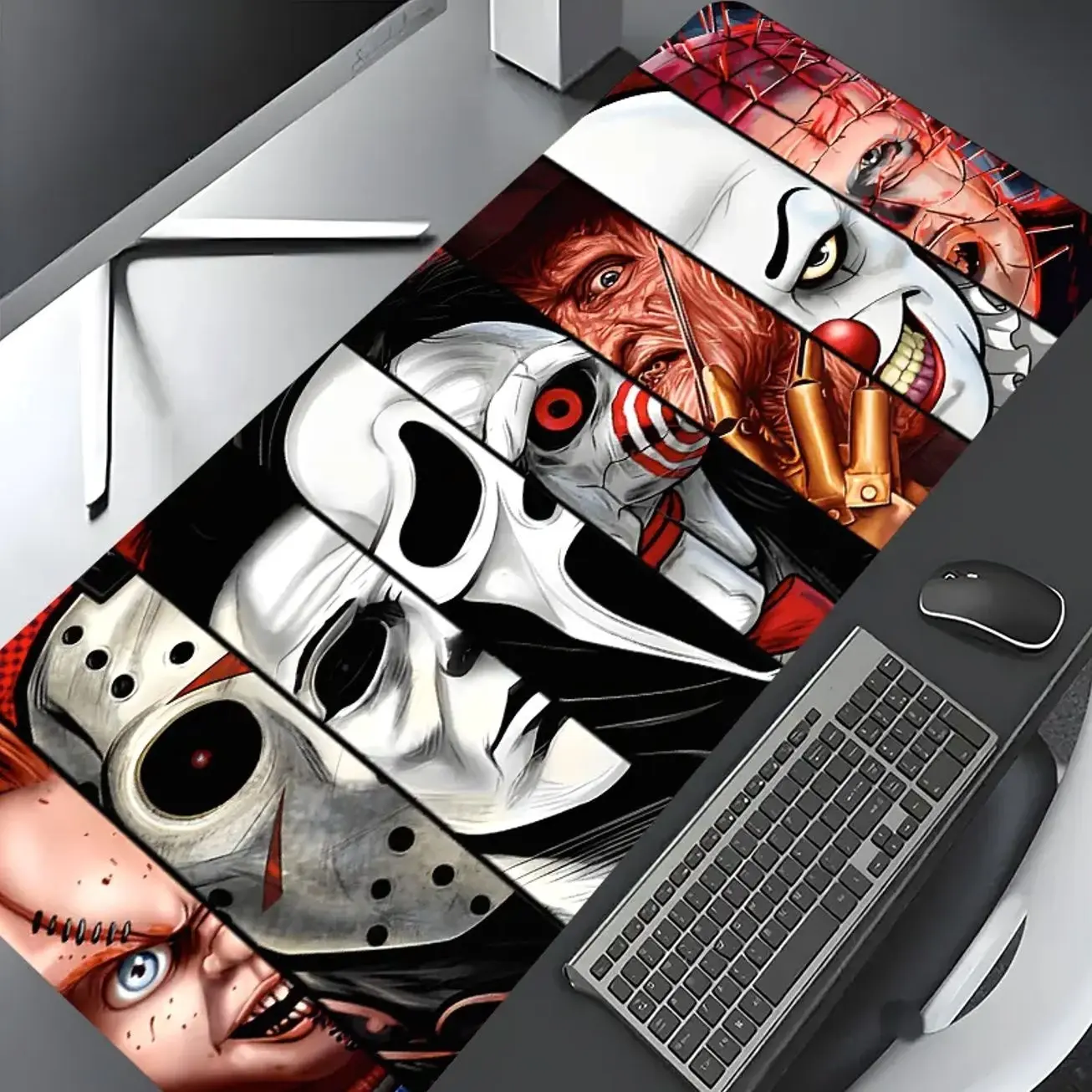Horror Halloween Large Gaming Mouse Pad, Computer Mouse Pad, Scary Movie Washable Rubber Extended Desk Mat with Non-Slip Base, Home Office Decor, Gaming Accessory, Christian Gifts for Women