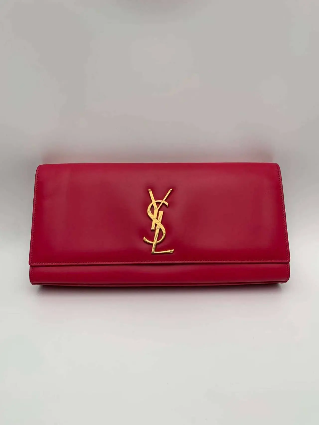 Pre-owned Yves Saint Laurent Saint Laurent Red Smooth Calfskin Kate Monogram Clutch