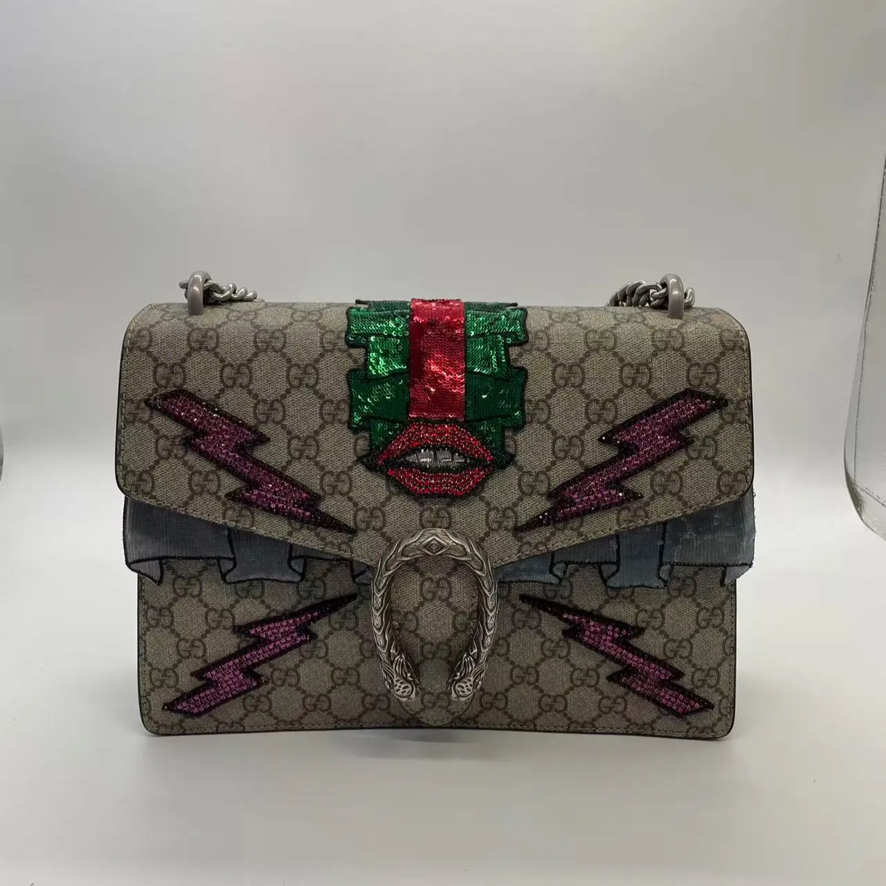 Pre-owned GUCCI Dionysus Large GG Supreme Embellished Shoulder Bag