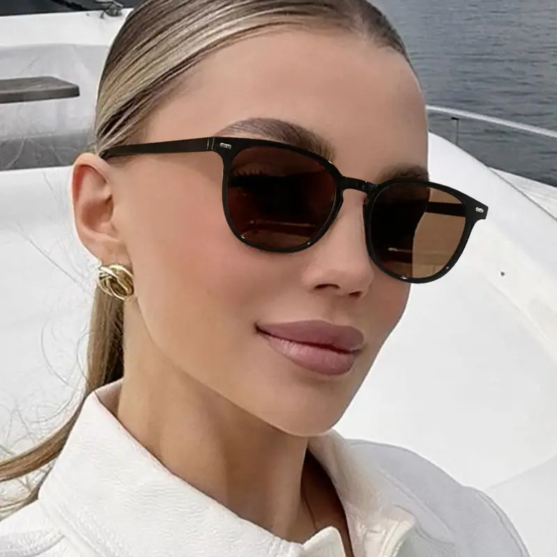 Unisex Casual Square Tinted Lens Sunglasses, Uv400 Protection, Lightweight PC Frame, Perfect for Vacation, Casual Shades, Fashionable, Holiday Gifts, Trendy Styling Sunglasses, Casual Stylish Glasses