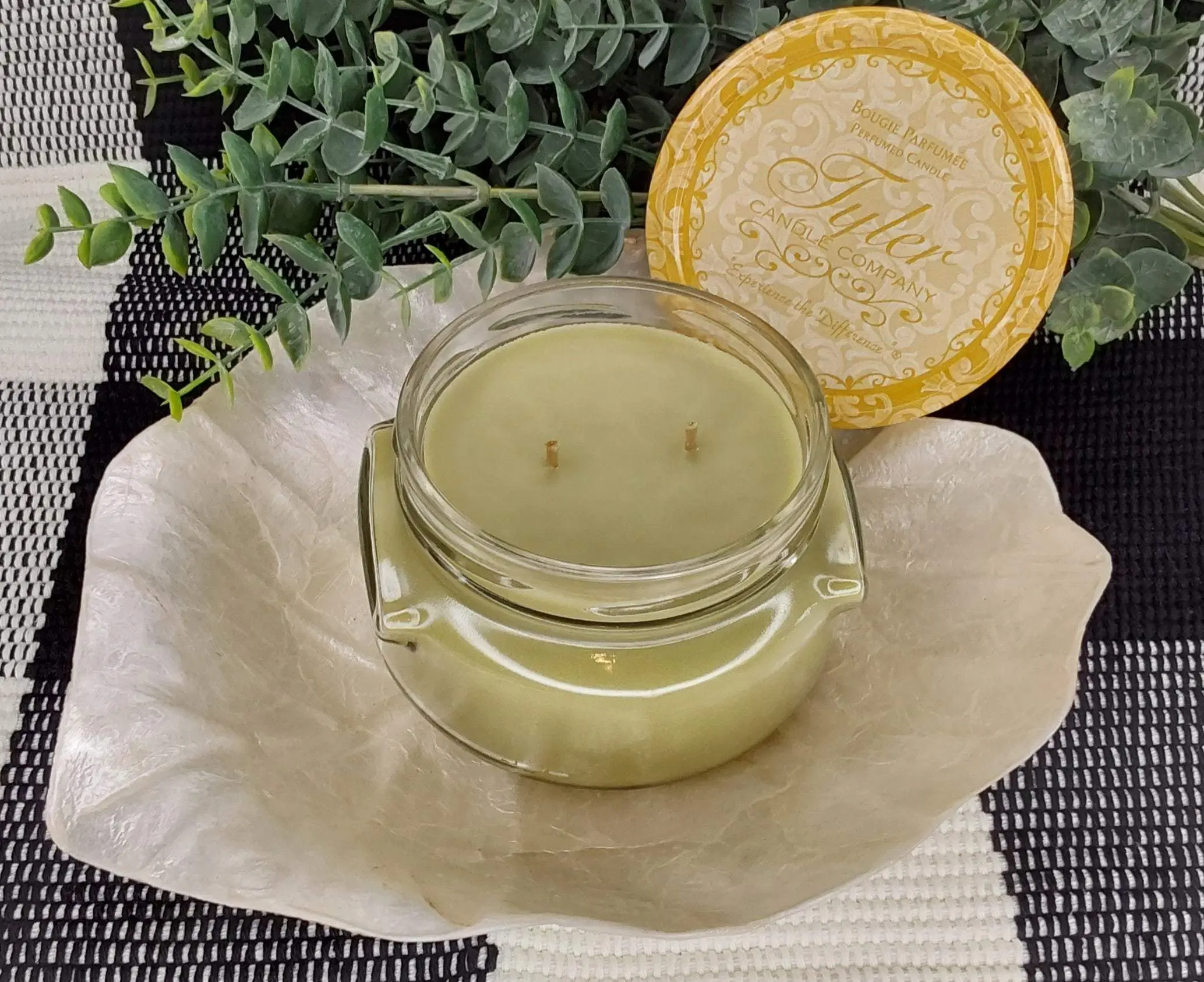 Perfume Candle- What A Pear (3.4oz, 11oz, 22oz)
