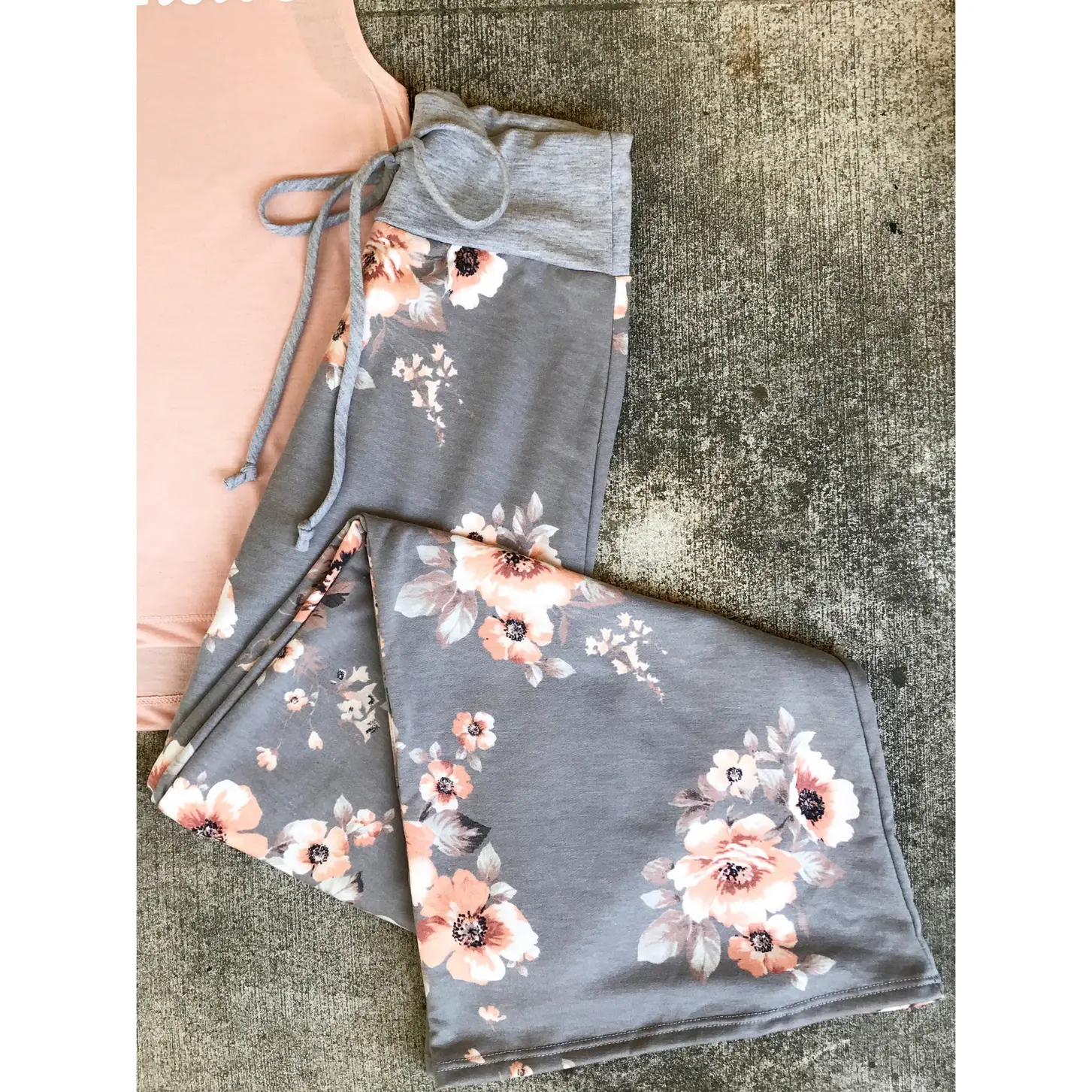 Magnolia Print Lounge Pants Magnolia Print Lounge Pants