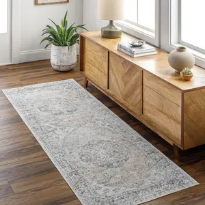 Lillian Machine Washable Traditional Area Rug