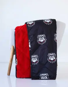 Georgia Bulldogs Hooded Stadium Blanket - Everywhere Blanket