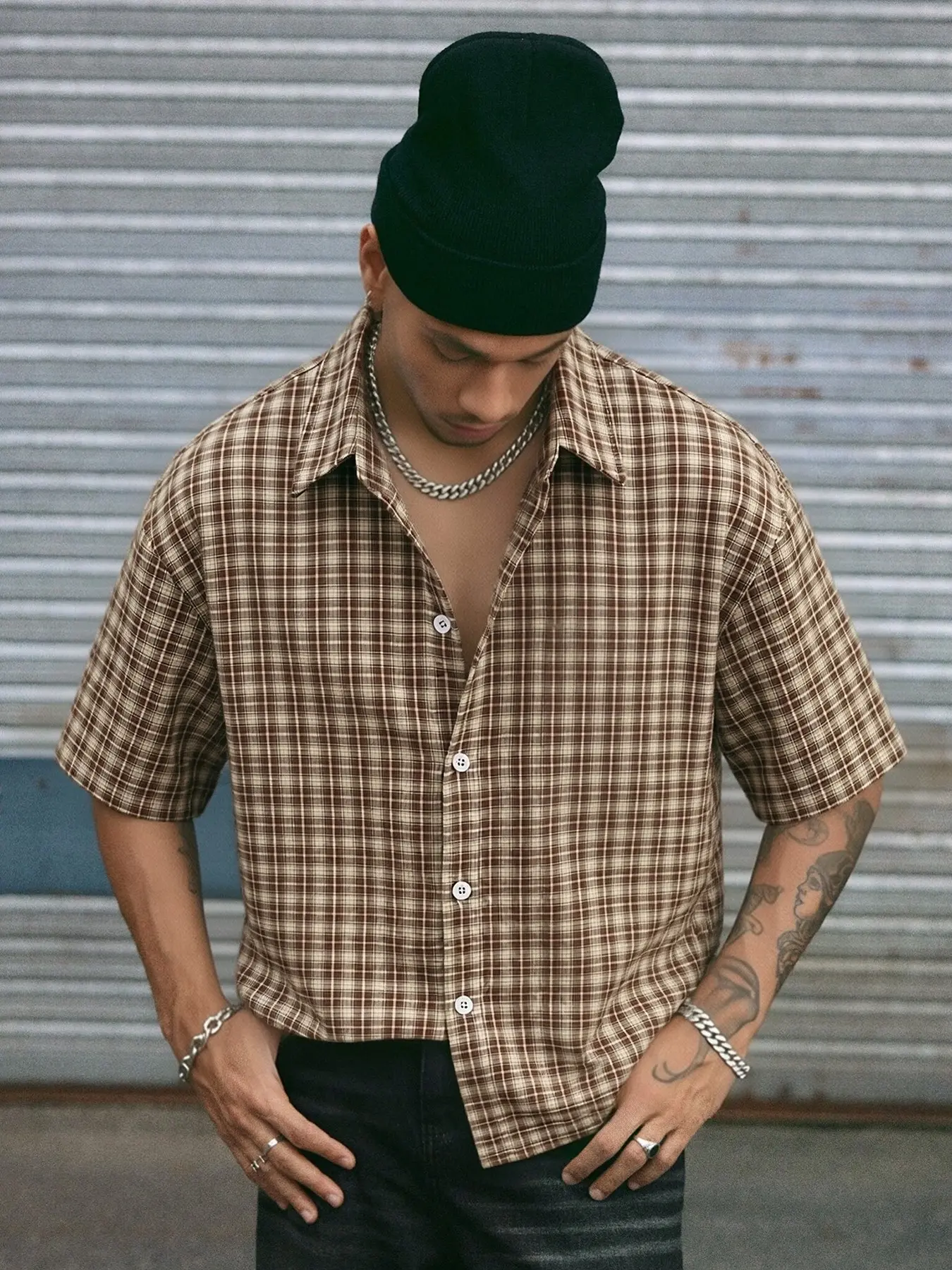 Men's retro vintage brown checkered short sleeved shirt, Top, streetwear with classic checkered pattern, loose oversized fit, suitable for casual outdoor activities, summer streetwear, urban and retro style fans