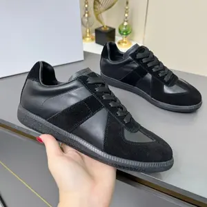 Training Shoes Casual Retro Unisex Couple Shoes German Military Training Sneakers Round Toe Lace-up Comfortable Leather Shoes