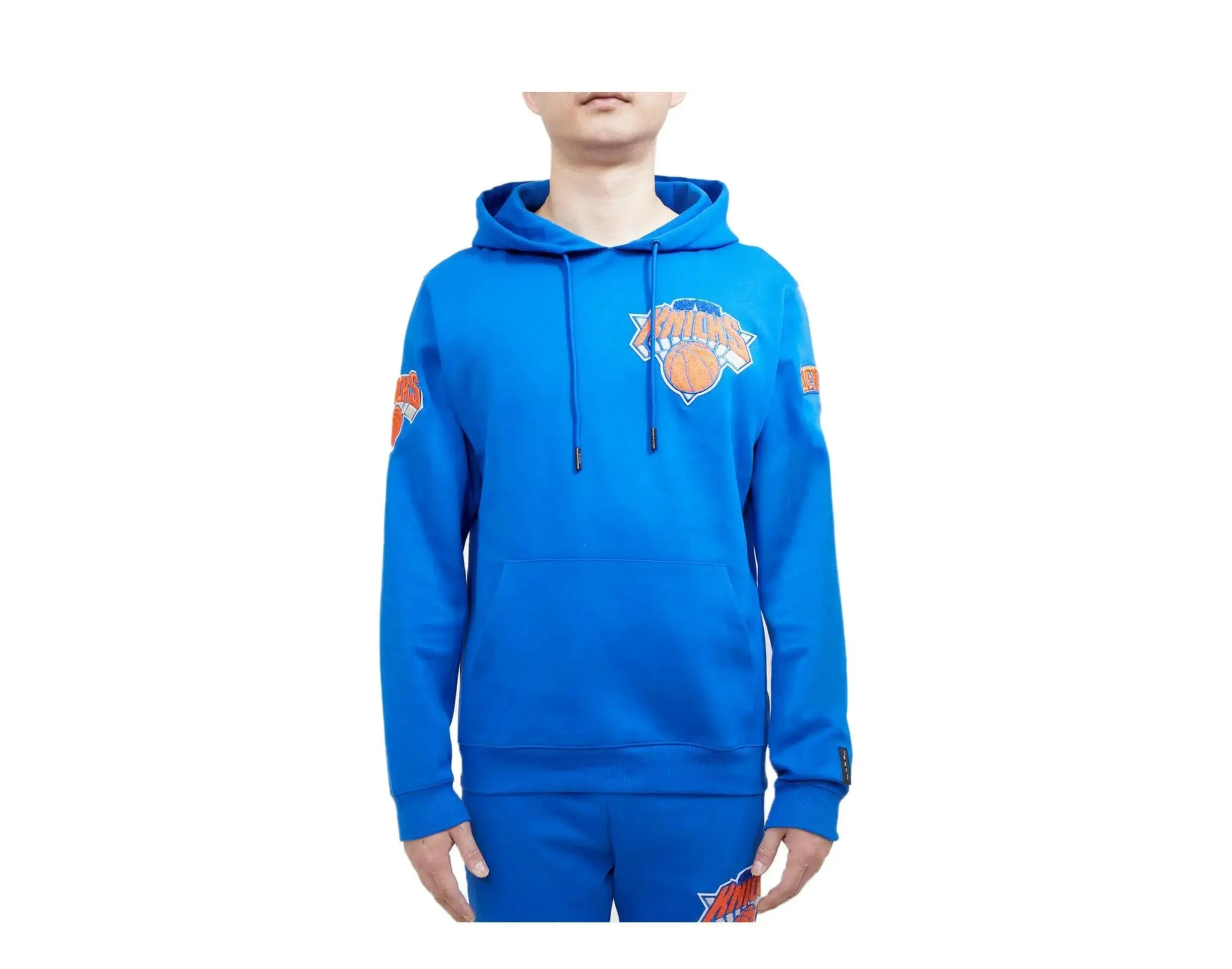 Pro Standard New York Knicks Classic Chenille Hoodie in Royal Blue | Men's