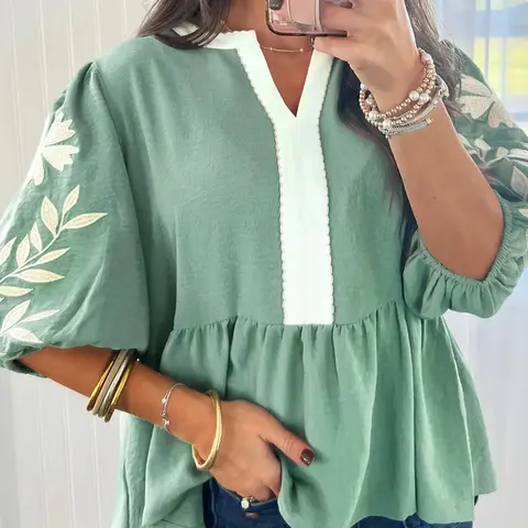 Summer Fashion Aesthetic Colorblock V-Neck Embroidered Bubble Sleeve Women Blouse Shirts Doll Top, Cute Stylish Contrast Design, Perfect for Casual Wear Floral, Bubble Sleeves Top