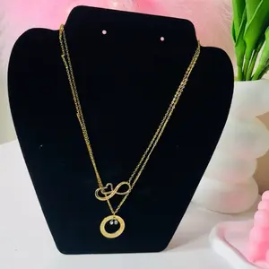 Infinity Heart Necklace for Mom - Gold Plated Pendant with Adjustable Chain - Perfect Gift for Mothers Day