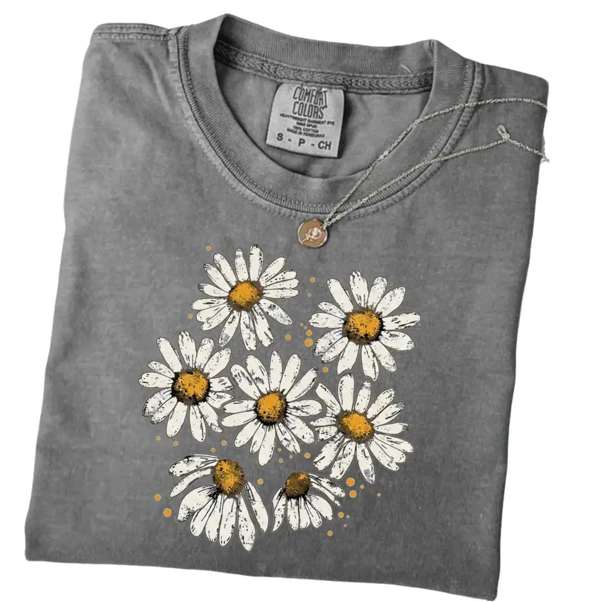 Wildflower Daisy Comfort Colors Shirt, Retro Floral Graphic Tee, Nature Inspired T-Shirt, Spring Summer Flower Lover Gift