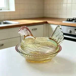 Elegant Crystal Glass Chicken-Shaped with Lid, Intricate Design, Perfect for Candy Sugar Snacks, Decorative Glass Jar