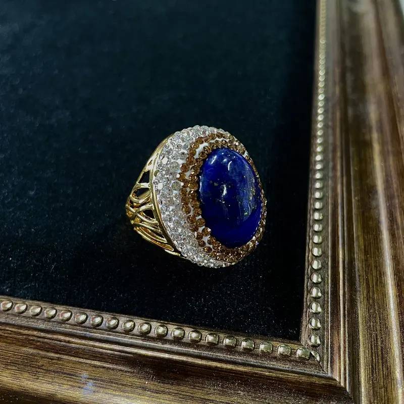 K 0855 Qingyi Crystal