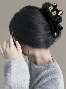 Viral TikTok Kitten Claw Clip - Fuzzy Claw Clip, Extra Large Plush Cat with Heterochromia Eyes Hair Claw, Y2K Cute Push Down Clip for Thick Hair, Perfect Christmas & Valentine Gift for Cat Lovers, Cozy Core Aesthetic