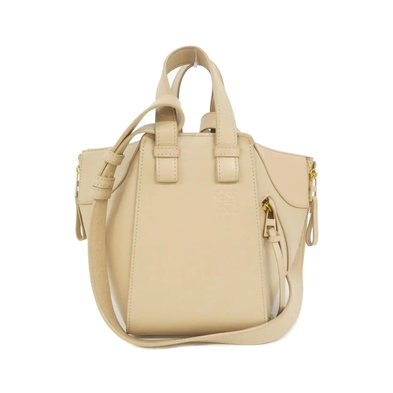 Pre-owned Loewe Calfskin Shoulder Bags Hammock Compact Calf Shoulder Bag