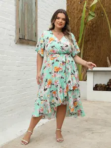Plus Size Lady Floral Print Casual Dress, Elegant Summer Woven Fabric, Fitted Style for Daily Fashion, Perfect for Special Occasions